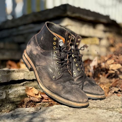 Iron Boots Type 1 in Maryam Black Hand-Dyed Horsehide
