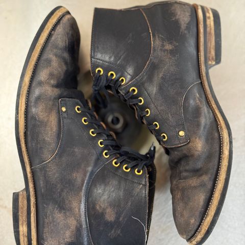 Iron Boots Type 1 in Maryam Black Hand-Dyed Horsehide