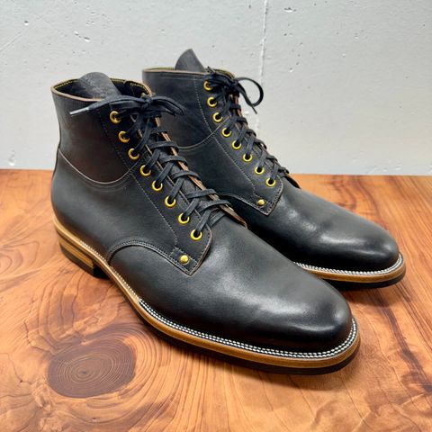 Iron Boots Type 1 in Maryam Black Hand-Dyed Horsehide