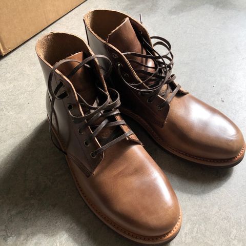 Oak Street Bootmakers Field Boot in Horween Natural Chromexcel