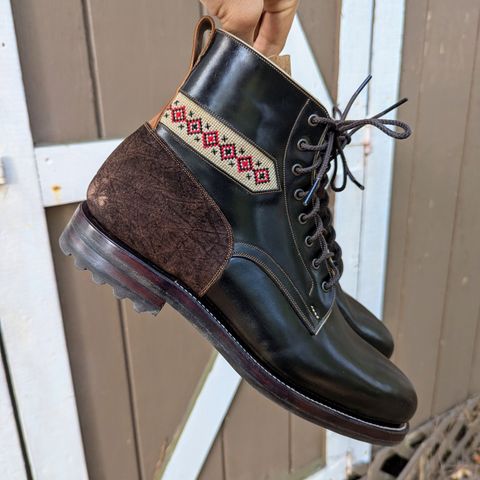 Arno Vishivanka in Maryam 1071 Pull-up Shell Cordovan