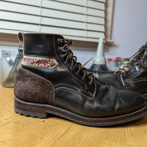 Arno Vishivanka in Maryam 1071 Pull-up Shell Cordovan
