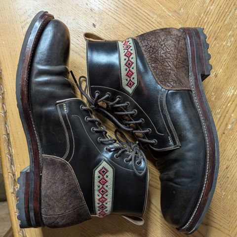 Arno Vishivanka in Maryam 1071 Pull-up Shell Cordovan