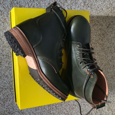 GORAL Buxton in Horween Chromexcel Forest Green