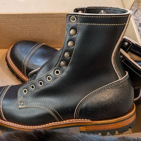 Truman Cap Toe Boot in Horween Black Waxed Flesh