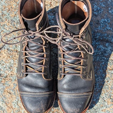 Truman Cap Toe Boot in Horween Black Waxed Flesh