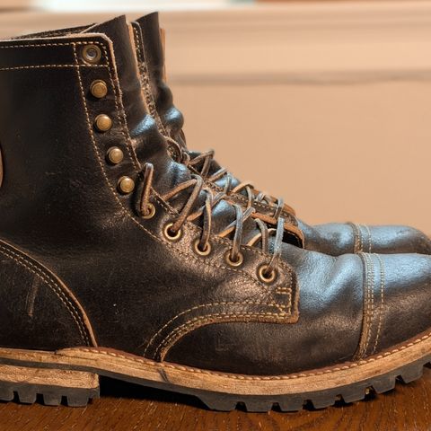 Truman Cap Toe Boot in Horween Black Waxed Flesh