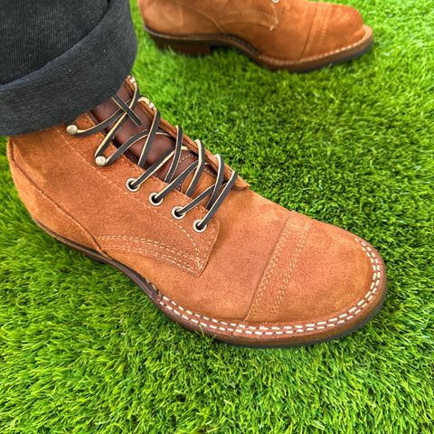 White's Bounty Hunter in Seidel Red Dog Oil Tan Roughout