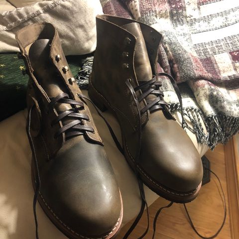 Wolverine 1000 Mile Evans Boot in Horween Stone Chromexcel