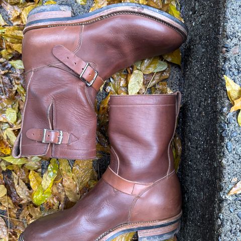 Viberg Engineer in Horween Crust Chromexcel