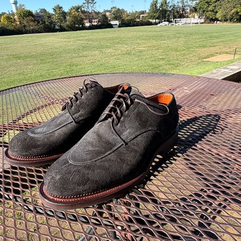 Viberg Savoy Split-Toe in Horween Earth Reverse Chamois