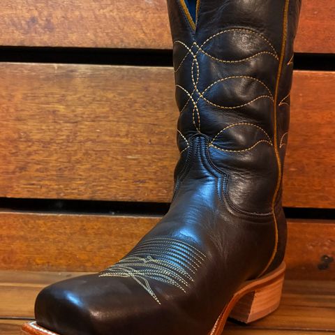 HYER Boots Maize in Chocolate