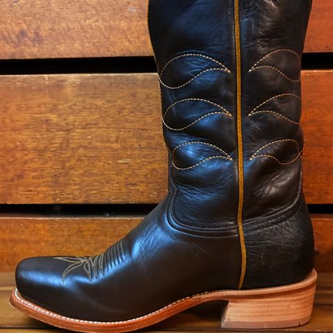 HYER Boots Maize in Chocolate
