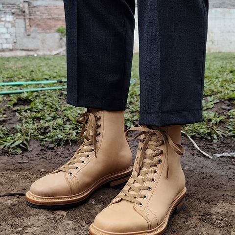 Mor Son Gelada in Maryam Natural Horsebutt