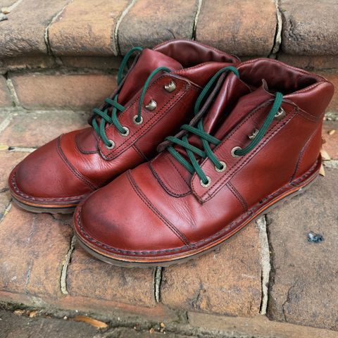 Jim Green African Ranger Barefoot Boot in Jim Green / Walnut Veg Retan