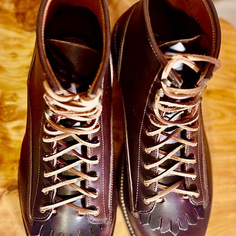 Caswell Carver in Wickett & Craig Chestnut Oiled Latigo