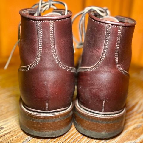 Caswell Carver in Wickett & Craig Chestnut Oiled Latigo