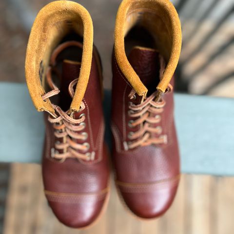 Kustom Kraft Model 1 in Kobel Russet Harness