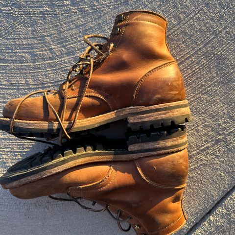 Truman Plain Toe Boot in Sesame Double Shot