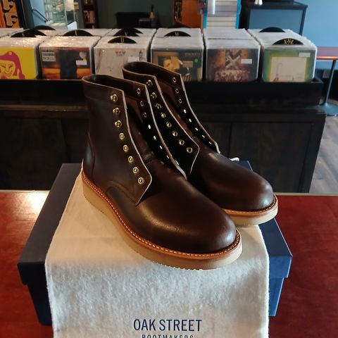 Oak Street Bootmakers Trench Boot in Horween Cinnamon Waxed Flesh