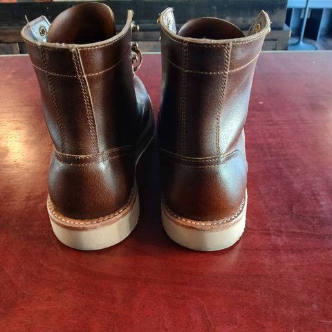 Oak Street Bootmakers Trench Boot in Horween Cinnamon Waxed Flesh