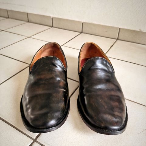 View photo of Cordobes Slippers in Unknown Leather