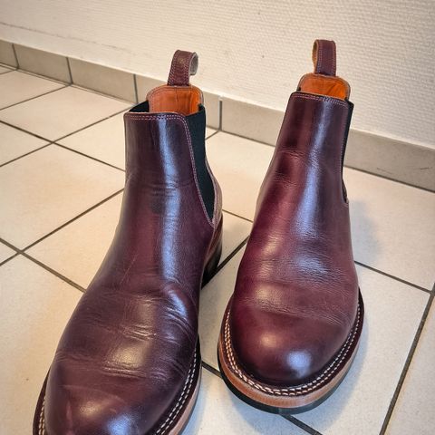 View photo of Bordon Isidro in Wickett & Craig Burgundy Oiled Latigo