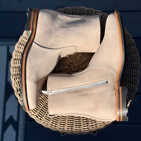Viberg Side Zip in Maryam Light Grey Horsebutt