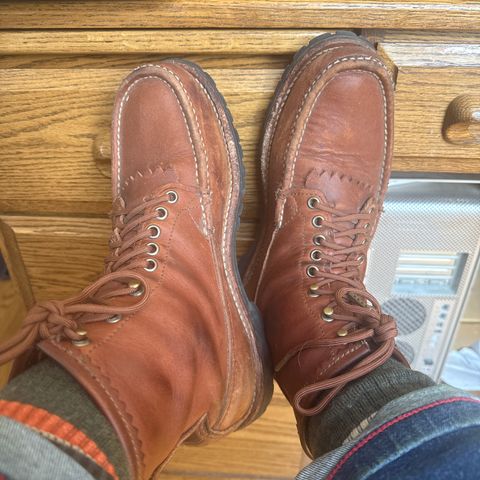 Russell Moccasin Weathered Oak Backcountry in Full-Grain Timberjack