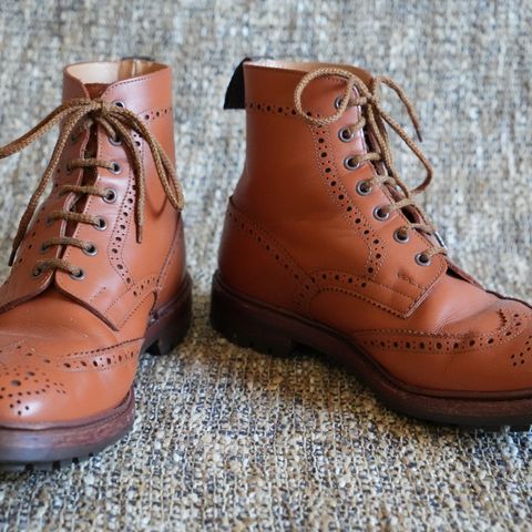 Tricker's Malton Country Boot in C-Shade Tan