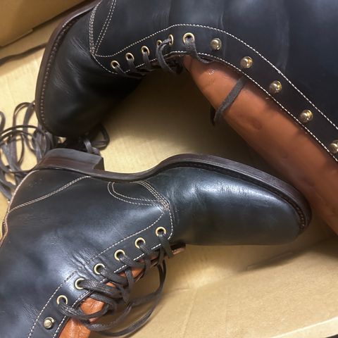 Clinch Hi-Liner in Wickett & Craig Black-Overdyed Latigo