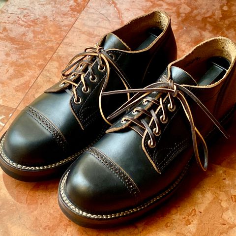 View photo of Wan Er Service Shoes in Horween Black Chromexcel