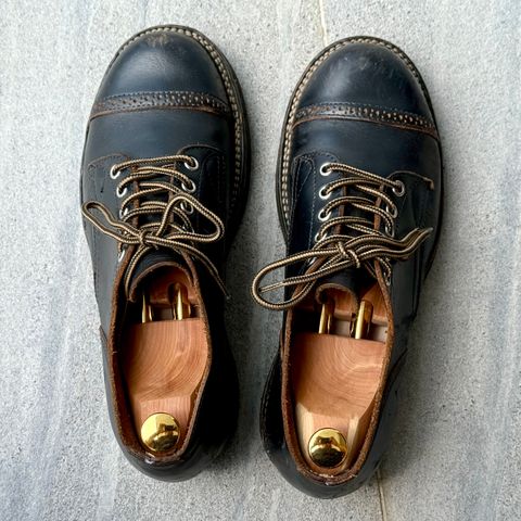 View photo of Wan Er Service Shoes in Horween Black Chromexcel