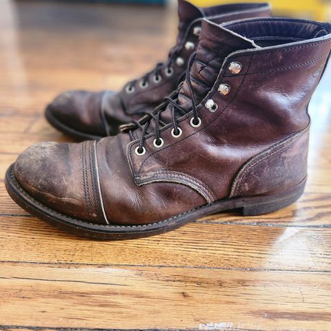 Red Wing Iron Ranger in S.B. Foot Amber Harness