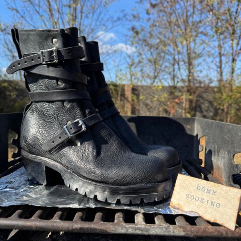 Thomas Benjamin R008 Wholecut Tanker in Conceria Cloe Black Horsebutt