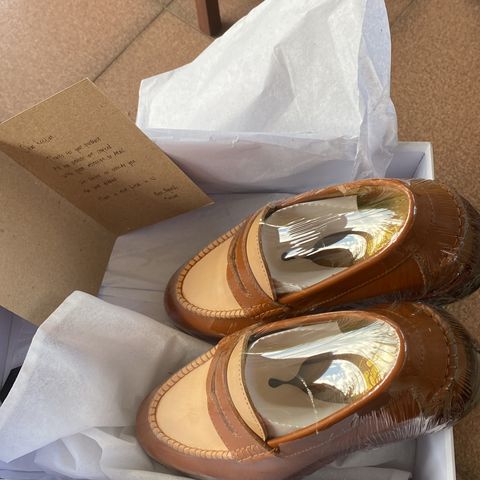 TXTURE Penny Loafer in Indonesian Natural Pull Up