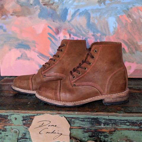 Urban Shepherd Country in Hand-buffed Portuguese top-grain Cowhide Leather, 2,2mm thick