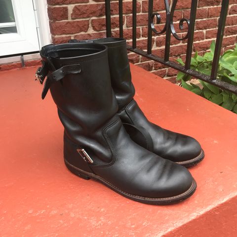 Red Wing 2990 in Black Harness (Oil Tanned)