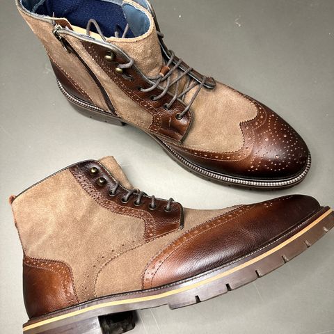 Search result thumbnail of Johnston & Murphy Connelly Wingtip in Unknown Leather