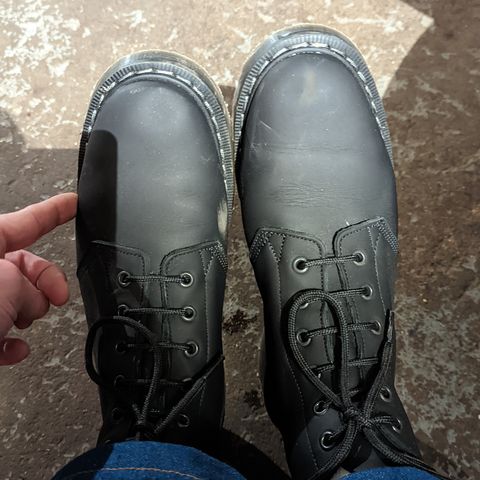 Solovair Astronaut Boot in Black Greasy