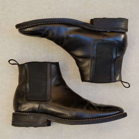 Thursday Duke in Black Full Grain