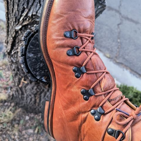 Viberg Hiker in Horween Natural Dublin