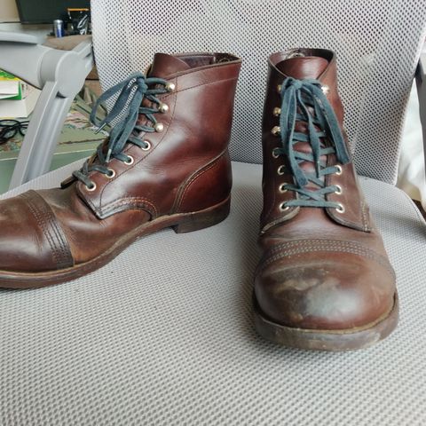 Red Wing Iron Ranger in S.B. Foot Amber Harness