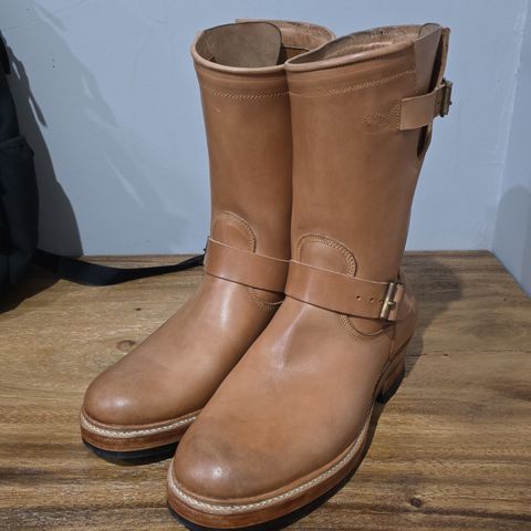 Fortis Tapak 2.0 Engineer Boots in Maryam Natural Horsebutt