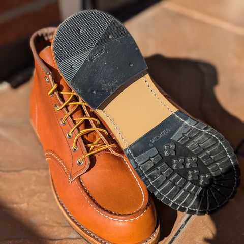 Red Wing 6-Inch Classic Moc in S.B. Foot Oro Legacy