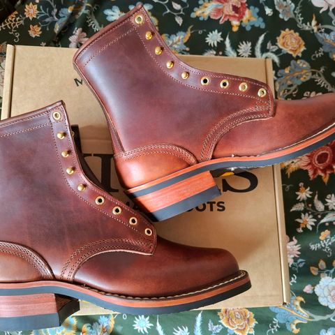 WaterWork TD64 - Maker's Collection in Wickett & Craig Buck Brown Double Stuffed