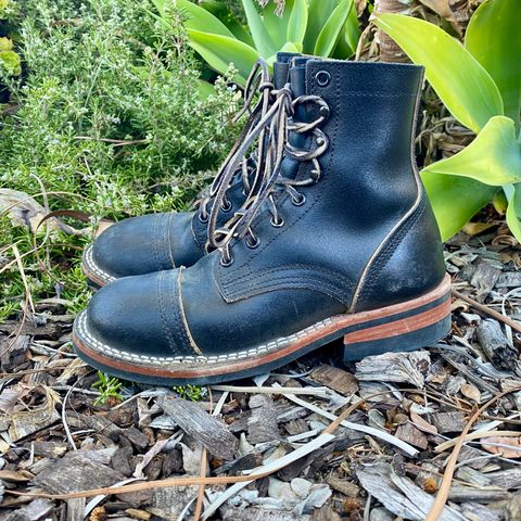 Nicks MTO in Horween Black Waxed Flesh