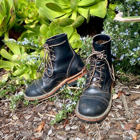 Nicks MTO in Horween Black Waxed Flesh