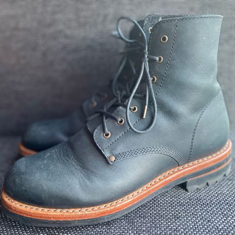 View photo of Urban Shepherd Scout Charcoal in Waxed Portugese Calfskin