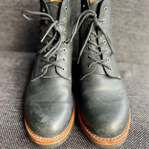 View photo of Urban Shepherd Scout Charcoal in Waxed Portugese Calfskin